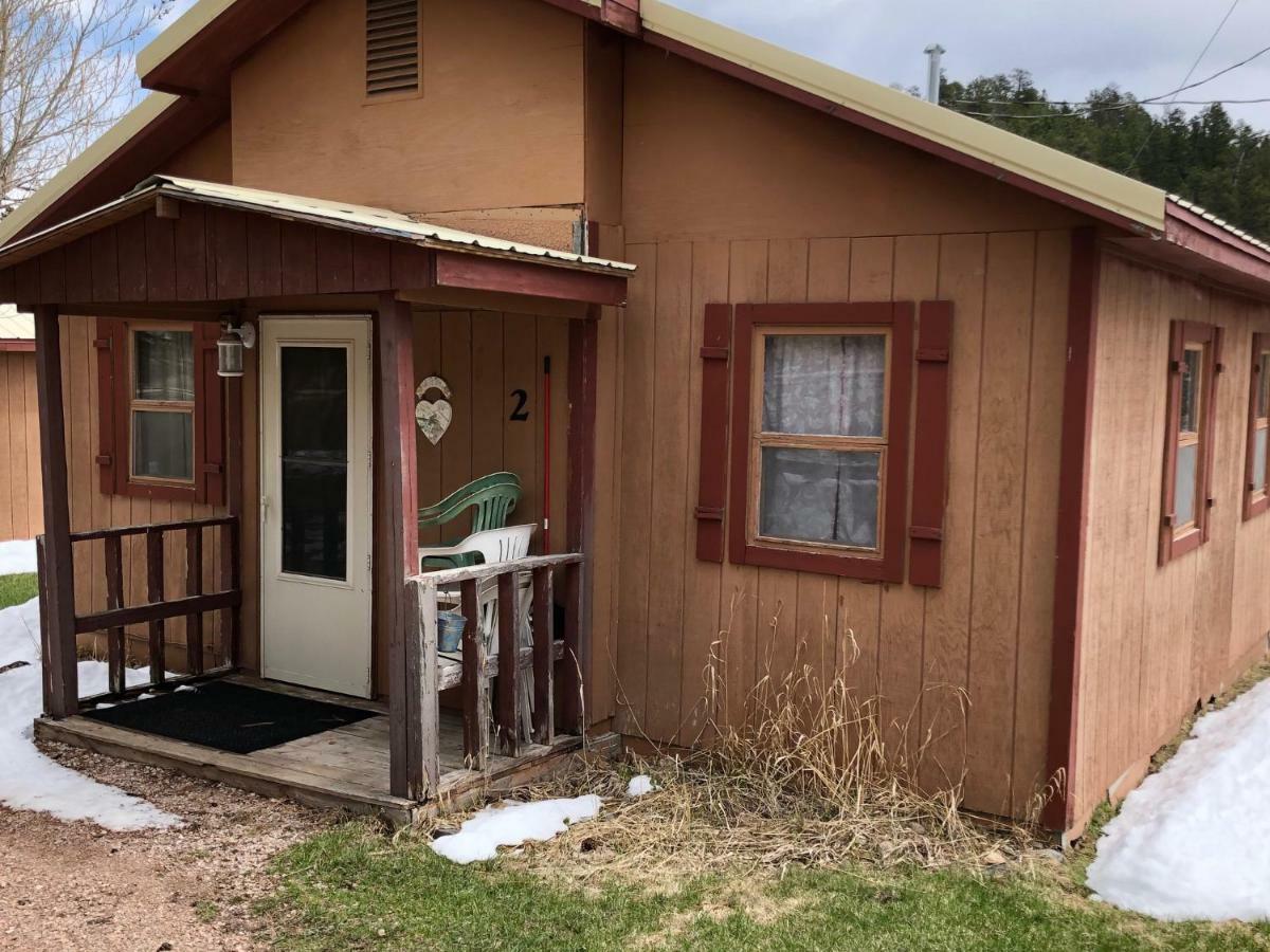 Black Hills Cabins At Quail'S Crossing Hill City Exterior photo
