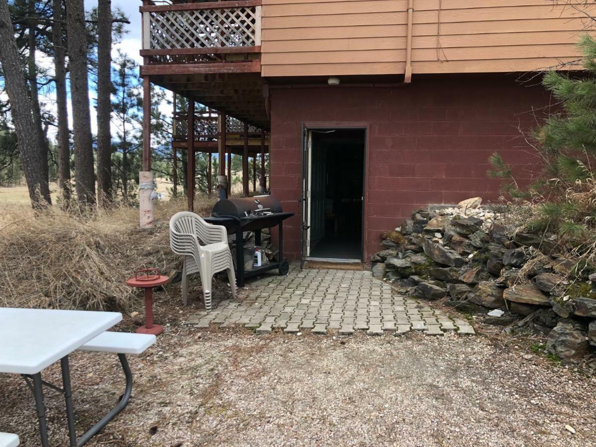 Black Hills Cabins At Quail'S Crossing Hill City Exterior photo